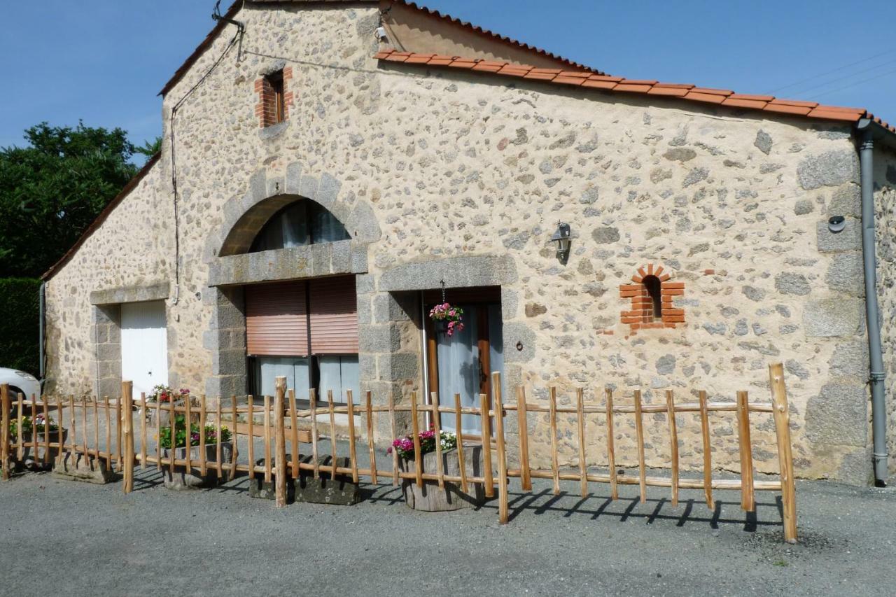 La Grange Aux Oiseaux Hotel Saint-Mesmin  ภายนอก รูปภาพ